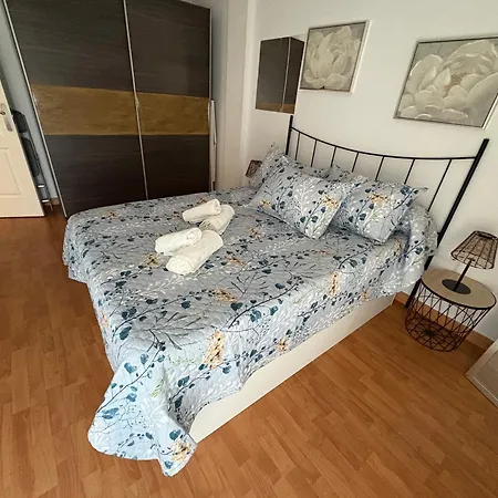 Apto. Trafalgar, Playa De La Cachucha. Wifi, A/c Апартаменты *