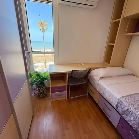 Apto. Trafalgar, Playa De La Cachucha. Wifi, A/c * Пуэрто-Реаль